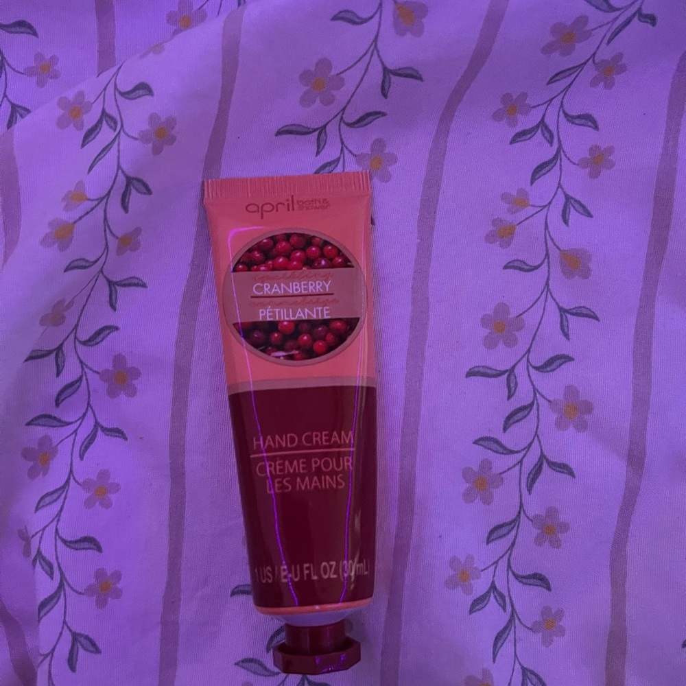 April Cranberry Hand Cream - Red